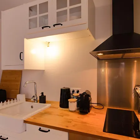 Modern Flat With Balcony Opera & Saint-lazare Appartamento