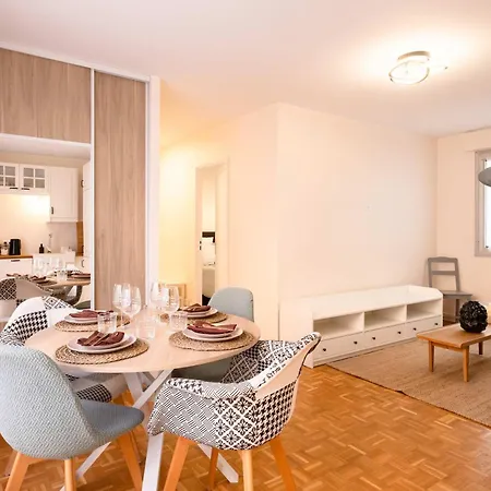 Modern Flat With Balcony Opera & Saint-lazare Parigi